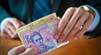 На Хмельниччині за довідку про заборгованість по сплаті аліментів вимагали 2000 грн