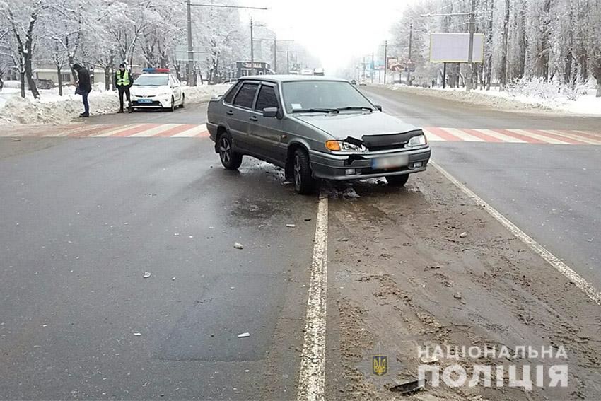 Аварія сталася вчора, 28 січня, близько 14:25 години в м. Хмельницькому по проспекту Миру. За попередньою інформацією, 23-річний житель...