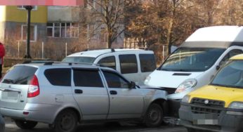 У Хмельницькому, з вини нетверезого водія, сталася чергова ДТП