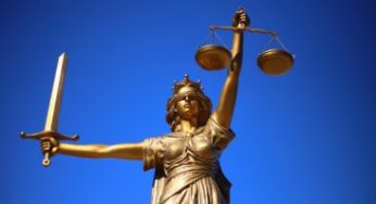 У Чемерівцях взяли під домашній арешт чоловіка, який хотів підкупити начальника поліції