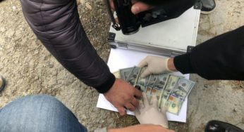 Колишній військовий комісар за хабар 1 тис. дол. відбувся штрафом 25,5 тис. грн