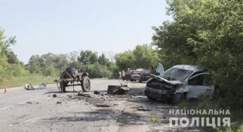 На Хмельниччині причеп зі смолою, відірвавшись від вантажівки, спровокував ДТП