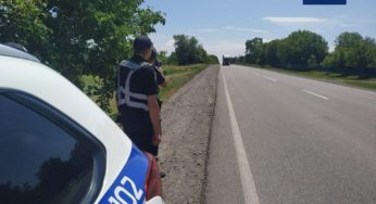 Патрульні за допомогою приладу TruCAM спіймали 5800 горе-водіїв