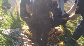 Красилівський район: надзвичайники врятували чоловіка, який впав у колодязь
