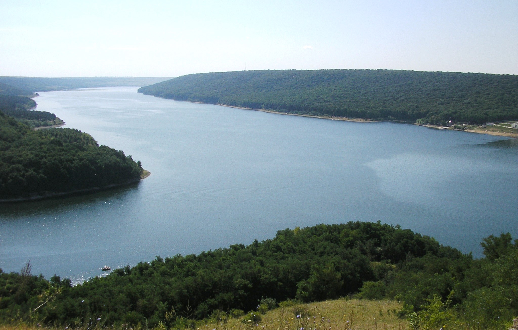 панорама водойми Дністровське водосховище