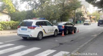 Хмельницькі поліцейські з’ясовують обставини ДТП, у якій травмувався 12-річний хлопчик