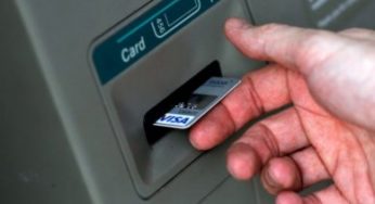 Привласнив банківську картку – і вкрав з рахунку гроші: у Шепетівці спільне застілля завершилося лавою підсудних