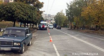 У Хмельницькому поліцейські з’ясовують обставини ДТП, у якій важко травмувався 63-річний пішохід