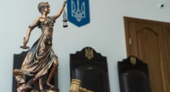 Огляд на стан сп’яніння пройшов: Красилівський суд закрив справу щодо водія за відсутністю складу правопорушення