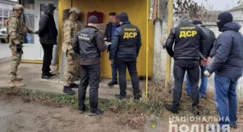 На Хмельниччині обрали запобіжні заходи групі вимагачів
