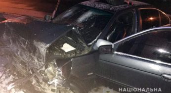 Поліцейські встановлюють обставини ДТП, у якій травмувались двоє молодих людей