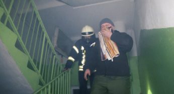 Рятувальна операція у Хмельницькому: на пожежі врятовано двох людей та їхніх домашніх улюбленців (ВІДЕО)