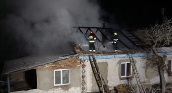 На Білогірщині вогнеборці ліквідували пожежу в житловому будинку