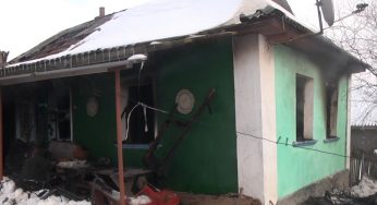 Красилівський район: під час ліквідації пожежі в будинку, бійці ДСНС виявили тіла двох людей
