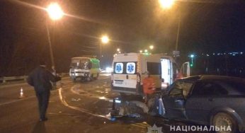 У Хмельницькому поліцейські встановлюють обставини ДТП, у якій загинув 35-річний водій