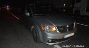 На Хмельниччині поліцейські встановлюють обставини ДТП, у якій загинув 31-річний пішохід