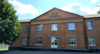 У селі Малиничі на Хмельниччині декомунізували будинок культури