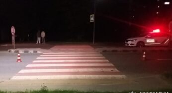 У Хмельницькому слідчі встановлюють обставини ДТП, внаслідок якої загинула 36-річна жінка