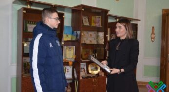 У Хмельницькому відзначили юного волонтера, котрий зібрав близько 70 тисяч гривень на ЗСУ