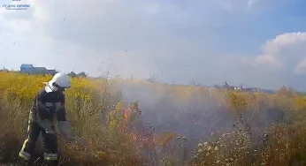 Хмельниччина у вогні. Протягом доби вогнеборці ліквідували 10 пожеж