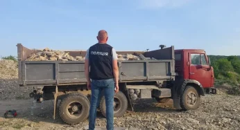 Незаконне видобування надр на території НПП «Подільські Товтри» – учасникам злочинного угрупування повідомлено про підозру