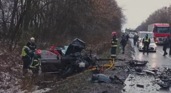 Поблизу с. Скаржинці Хмельницького району у автокатастрофі загинуло двоє людей