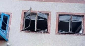 Внаслідок ворожої атаки у громаді на Хмельниччині пошкоджено дитячий садочок і близько 10 приватних будинків