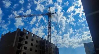 У м. Кам’янець-Подільський приборкали пожежу баштового крана
