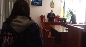 “Жалкую, що так вчинила”: відбулось засідання у справі хмельничанки, підозрюваній у залишенні немовляти у небезпеці