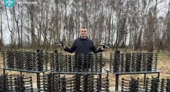200 FPV-дронів передали Силам оборони від Хмельницької громади