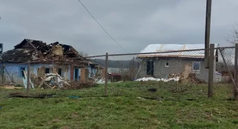 Місяць ремонтують оселі після російського обстрілу: як ліквідовують наслідки у Пирогівцях на Хмельниччині